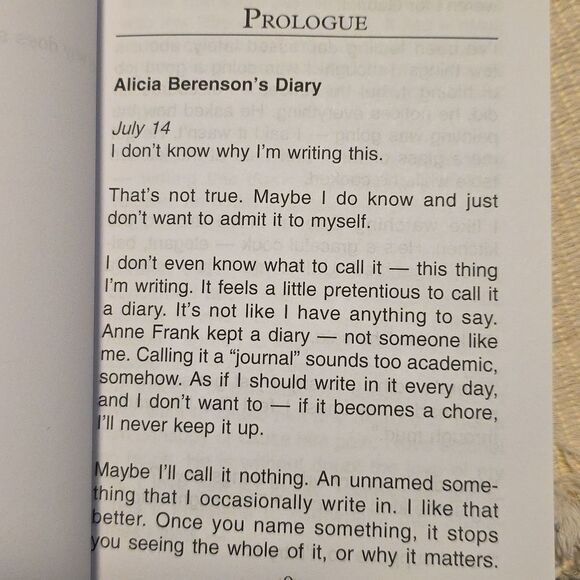 The Silent Patient Large Print Edition Book - Picture 8 of 8